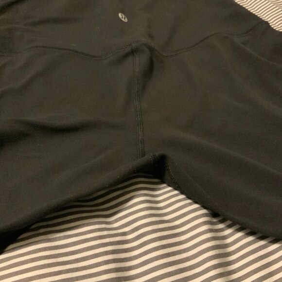 lululemon Align HR Tight 25" size 8 (2 pairs solid Black) - Picture 4 of 5